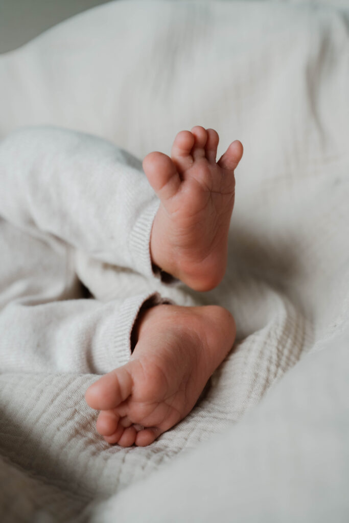 Kleine Babyfüße