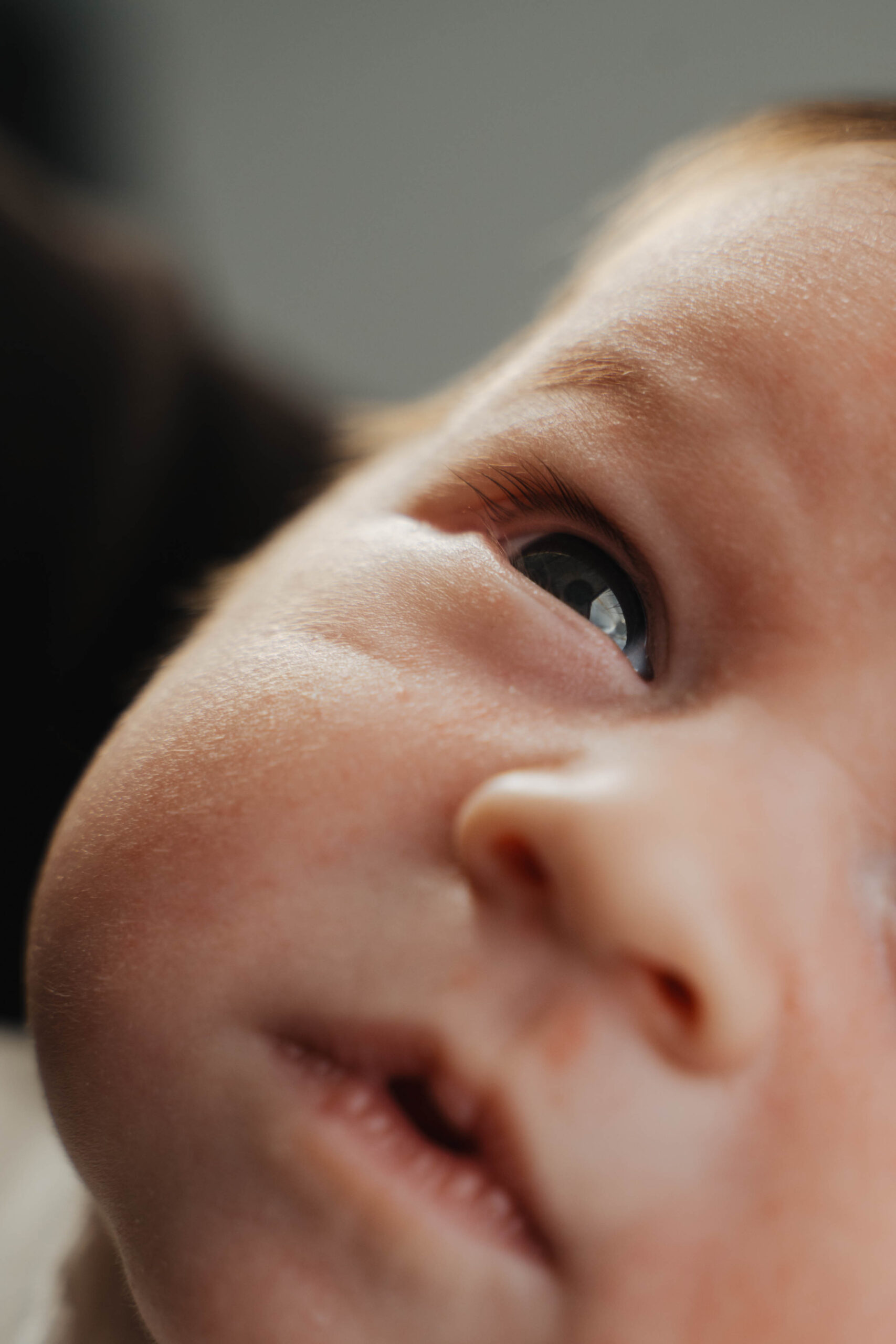 Close up Nahaufnahme von neugeborenen Gesicht